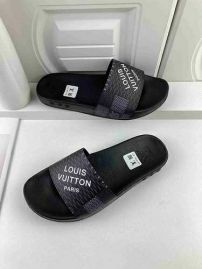Picture of LV Slippers _SKU686984750272018